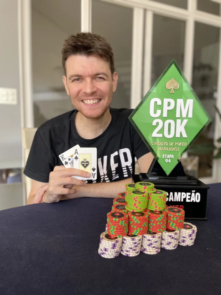 Curso de poker avançado com Felipe Carmanhani: estratégias, softwares e análise de mãos